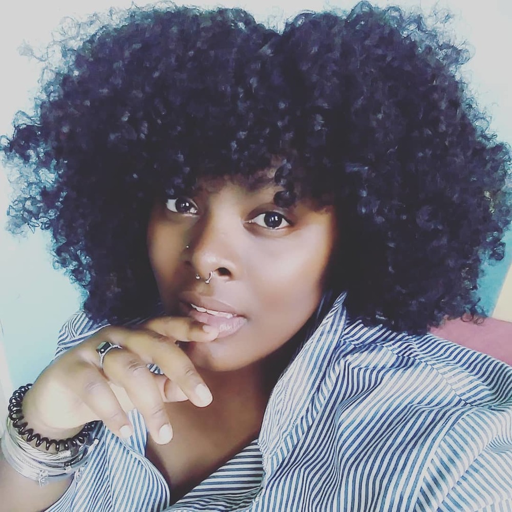 Meet your Posher, Lor'enyah